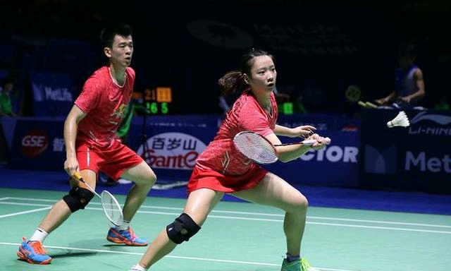 上场下给予 上场下给予