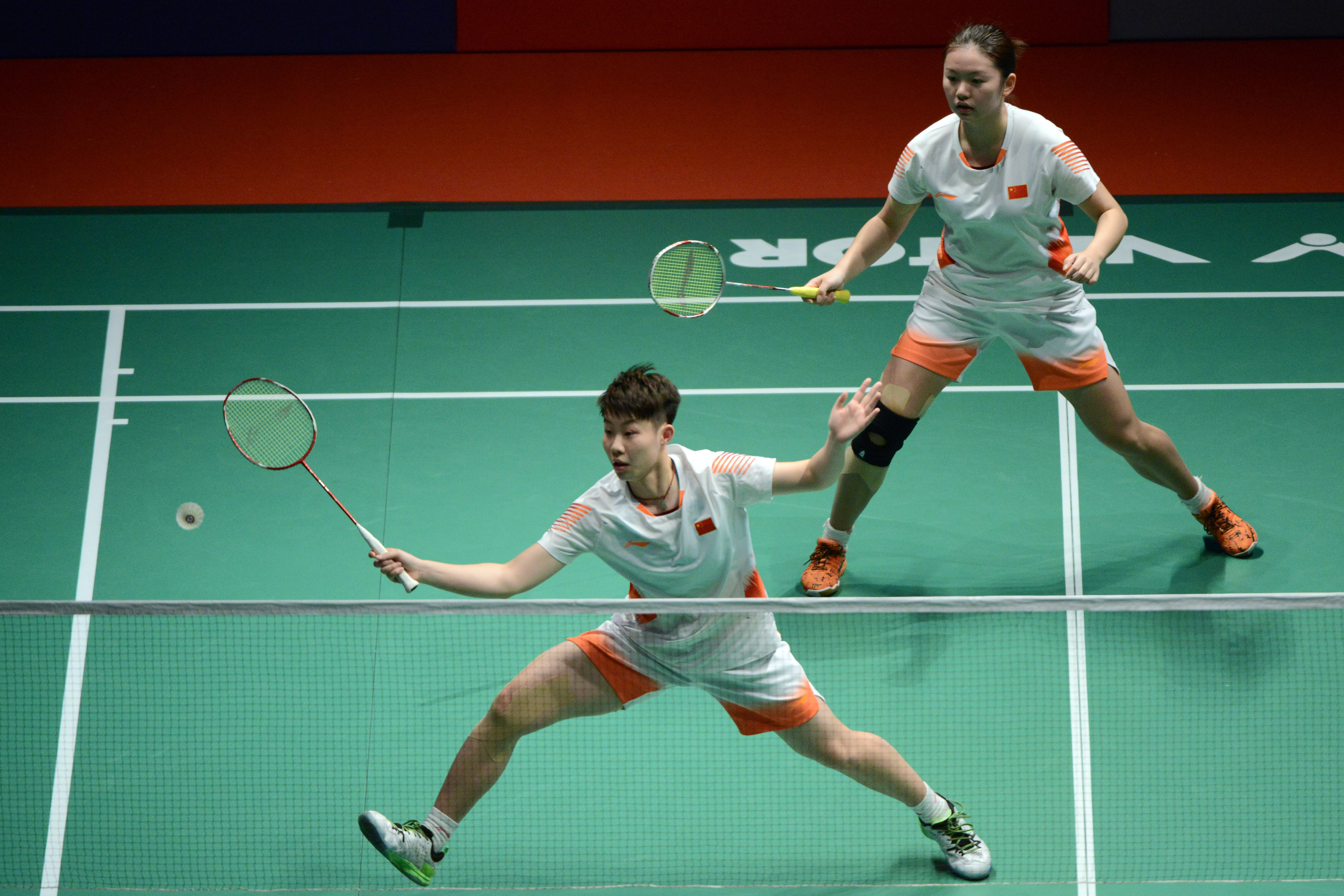 回归曼联！穆里尼奥成赢家！高层醒悟，送2亿预算，英超争四变天.