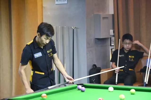 球整体向上 球整体向上